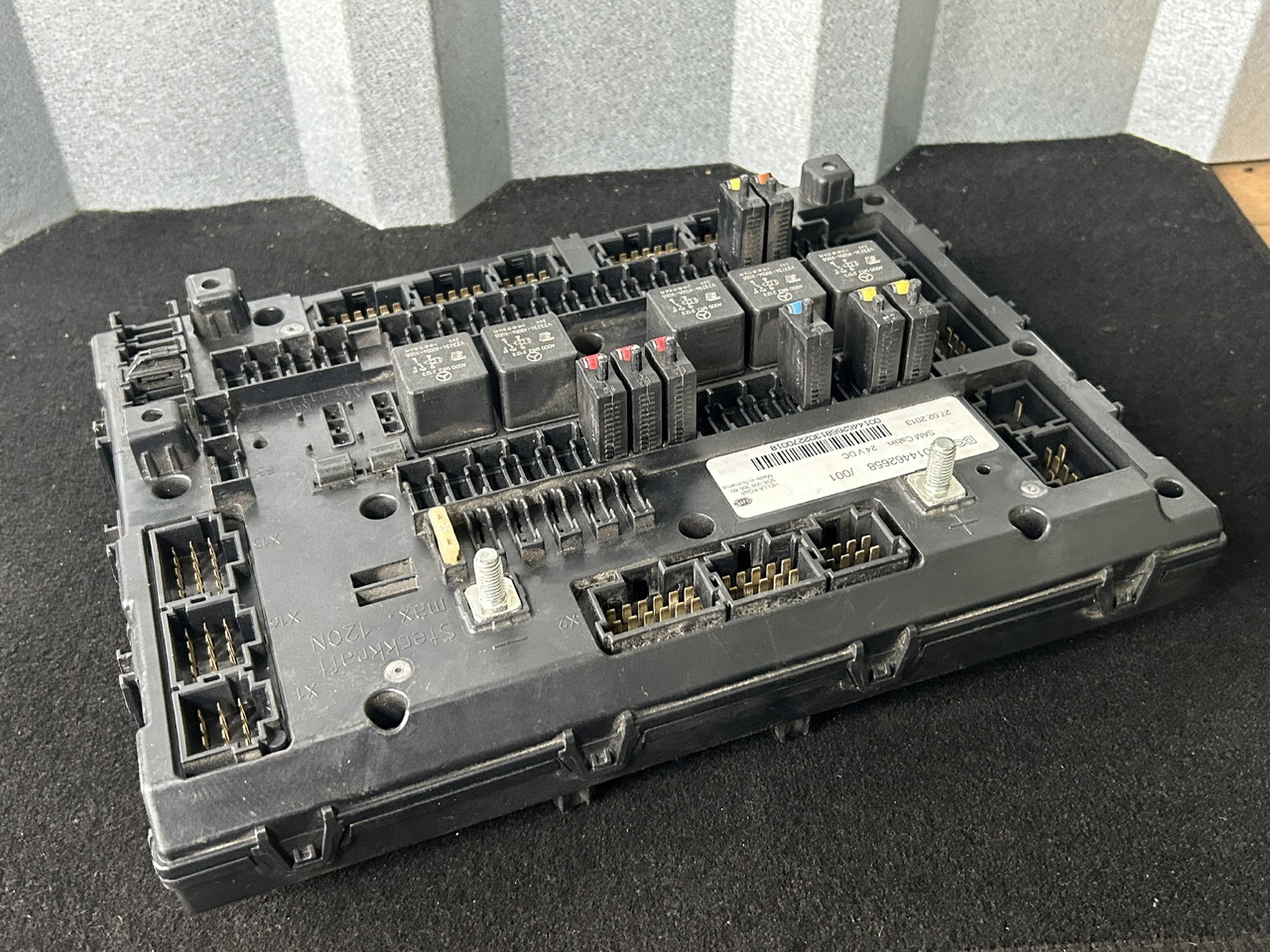 MERCEDES ACTROS MP4 A FUSE MODULE SAM - 保险丝:图3 MERCEDES ACTROS MP4 A FUSE MODULE SAM - 保险丝:图3