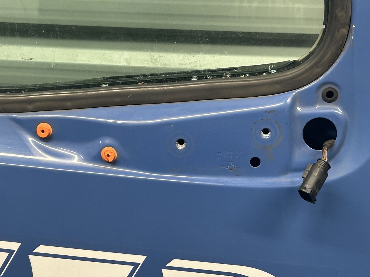 MERCEDES ACTROS MP4 DOOR RIGHT EITH RAMP MIRROR - 车门及其零件:图3 MERCEDES ACTROS MP4 DOOR RIGHT EITH RAMP MIRROR - 车门及其零件:图3