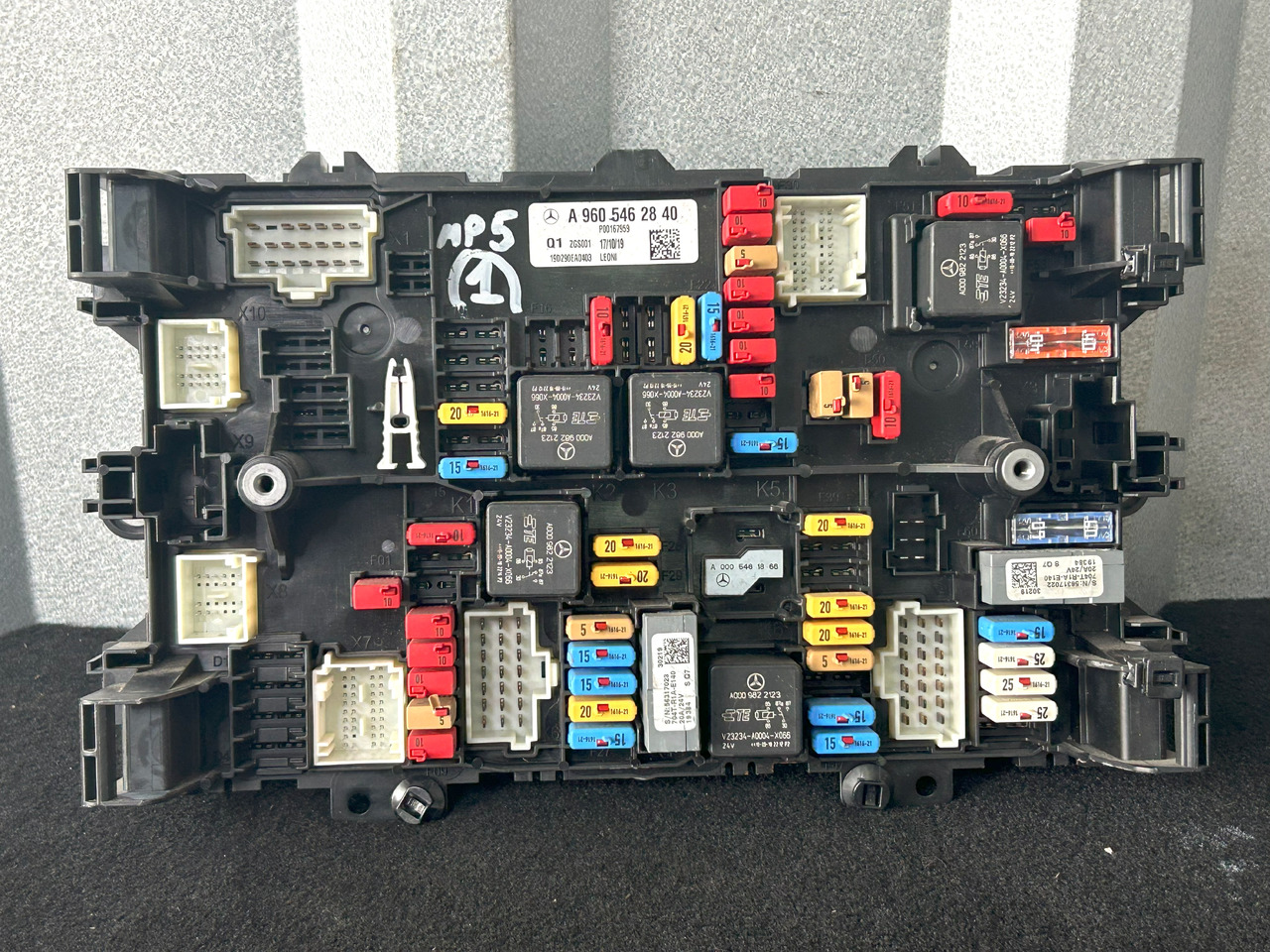 MERCEDES ACTROS MP5 SAM - 保险丝:图1 MERCEDES ACTROS MP5 SAM - 保险丝:图1