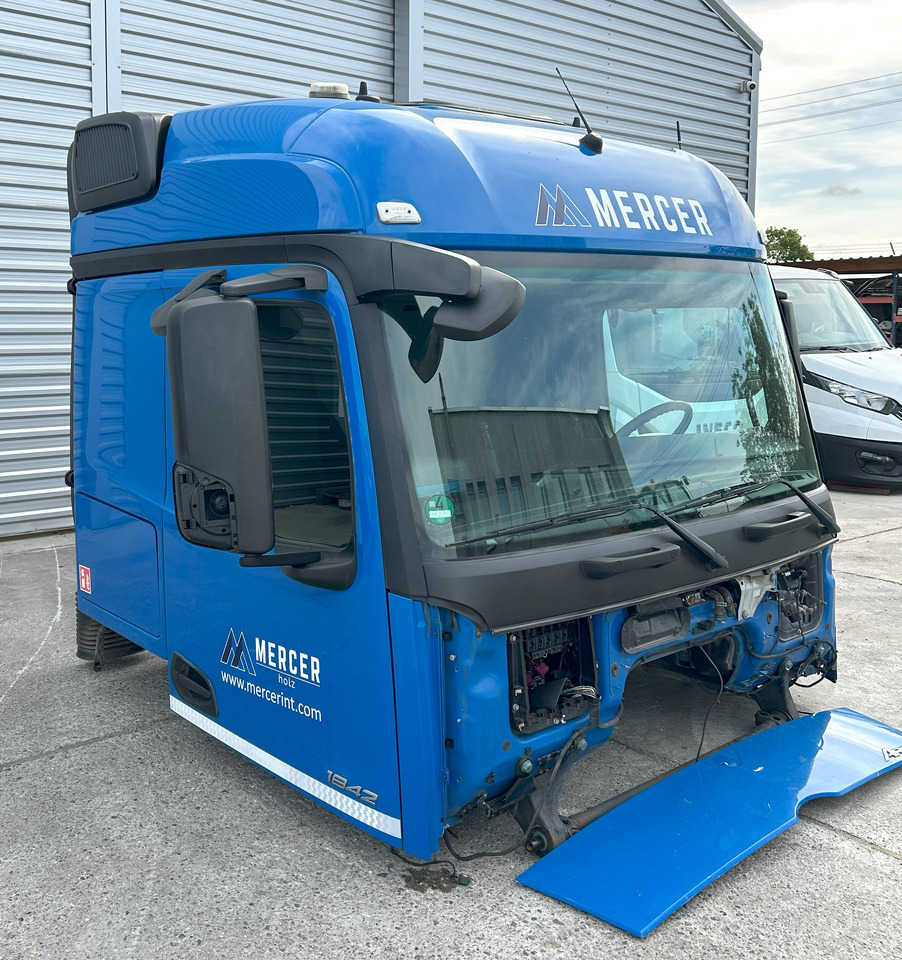 MERCEDES AROCS MP4  L STREAM SPACE 2.30M , tunnel 170 mm - 驾驶室:图2 MERCEDES AROCS MP4  L STREAM SPACE 2.30M , tunnel 170 mm - 驾驶室:图2