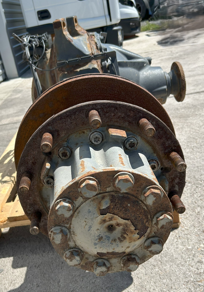 MERCEDES-BENZ REAR AXLE + HUBS ACTROS MP4 R440-13 2,846 - 后轴 适用于 卡车:图2 MERCEDES-BENZ REAR AXLE + HUBS ACTROS MP4 R440-13 2,846 - 后轴 适用于 卡车:图2