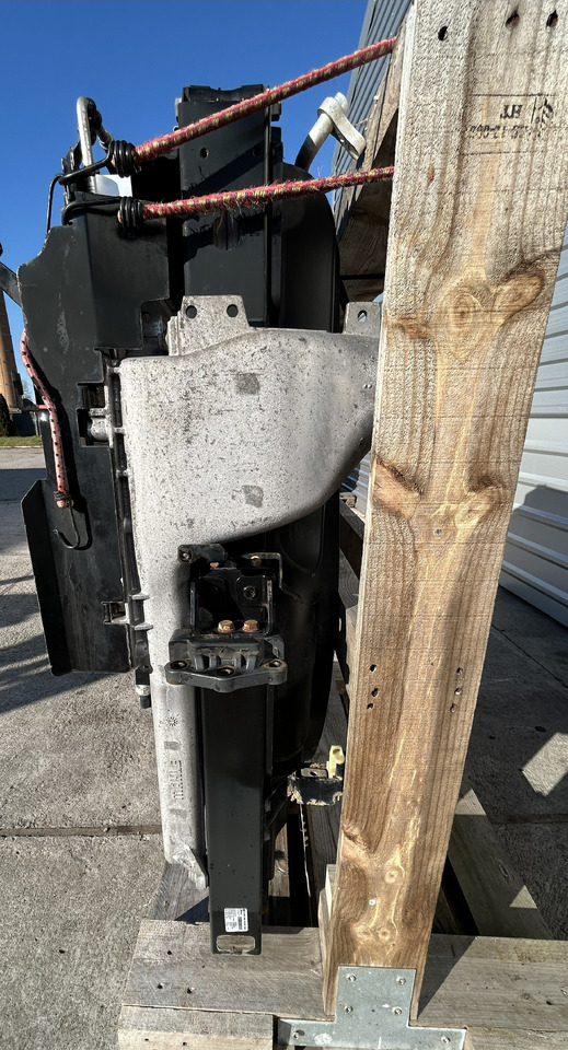 Mercedes ACTROS MP4 COOLERS SET - 散热器:图5 Mercedes ACTROS MP4 COOLERS SET - 散热器:图5