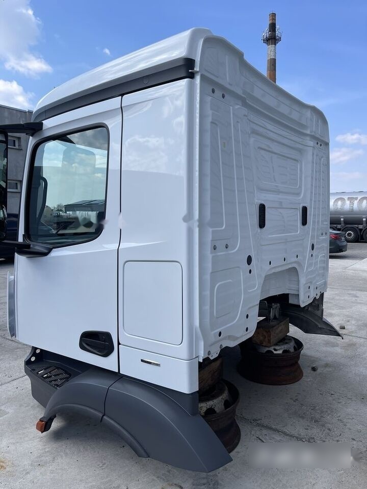 Mercedes-Benz AROCS ANTOS ACTROS A0006001005 Mercedes-Benz AROCS MP4 truck - 驾驶室 适用于 卡车:图3 Mercedes-Benz AROCS ANTOS ACTROS A0006001005 Mercedes-Benz AROCS MP4 truck - 驾驶室 适用于 卡车:图3