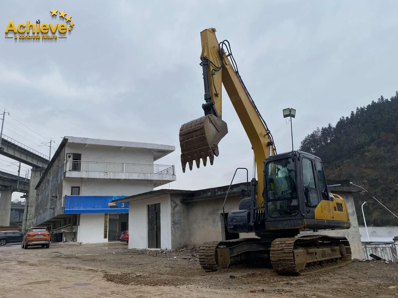 XCMG XE135D 0.32-0.61(0.52) m³ 86/2200 kw/rpm QSF3.8 260 L 99.1 kN 【ACHIEVE】 TOP CONDITION!!! - 履带式挖掘机:图5 XCMG XE135D 0.32-0.61(0.52) m³ 86/2200 kw/rpm QSF3.8 260 L 99.1 kN 【ACHIEVE】 TOP CONDITION!!! - 履带式挖掘机:图5