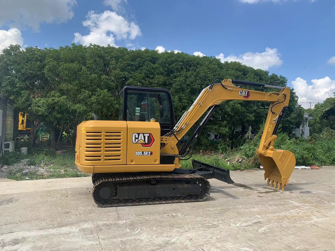 Caterpillar Secondhand Excavator CAT 305.5E2 - 履带式挖掘机:图1 Caterpillar Secondhand Excavator CAT 305.5E2 - 履带式挖掘机:图1