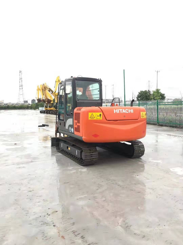 Hitachi 6 ton Hydraulic Excavator ZX60 Good Price - 履带式挖掘机:图4 Hitachi 6 ton Hydraulic Excavator ZX60 Good Price - 履带式挖掘机:图4