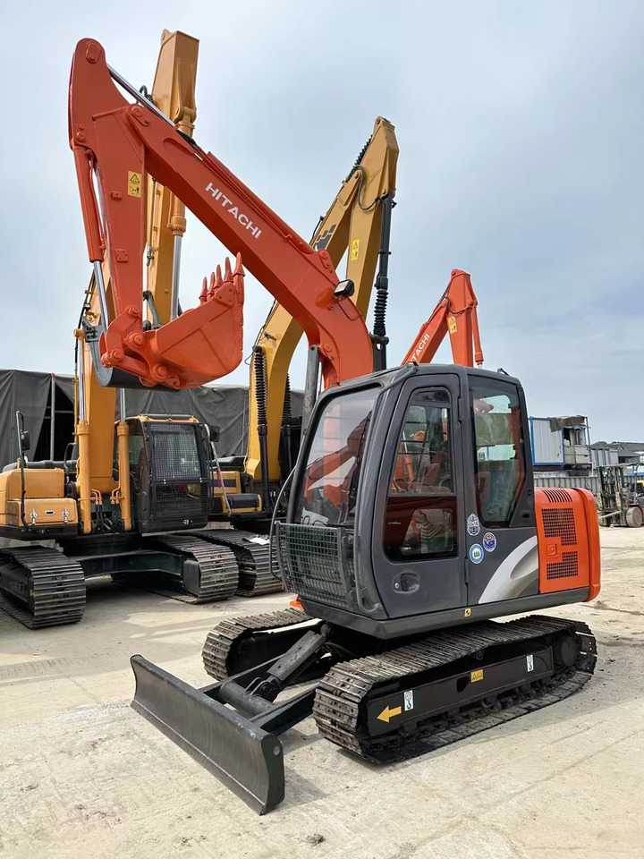 Hitachi ZX60 Mini Excavator Cheap Machine - 履带式挖掘机:图3 Hitachi ZX60 Mini Excavator Cheap Machine - 履带式挖掘机:图3