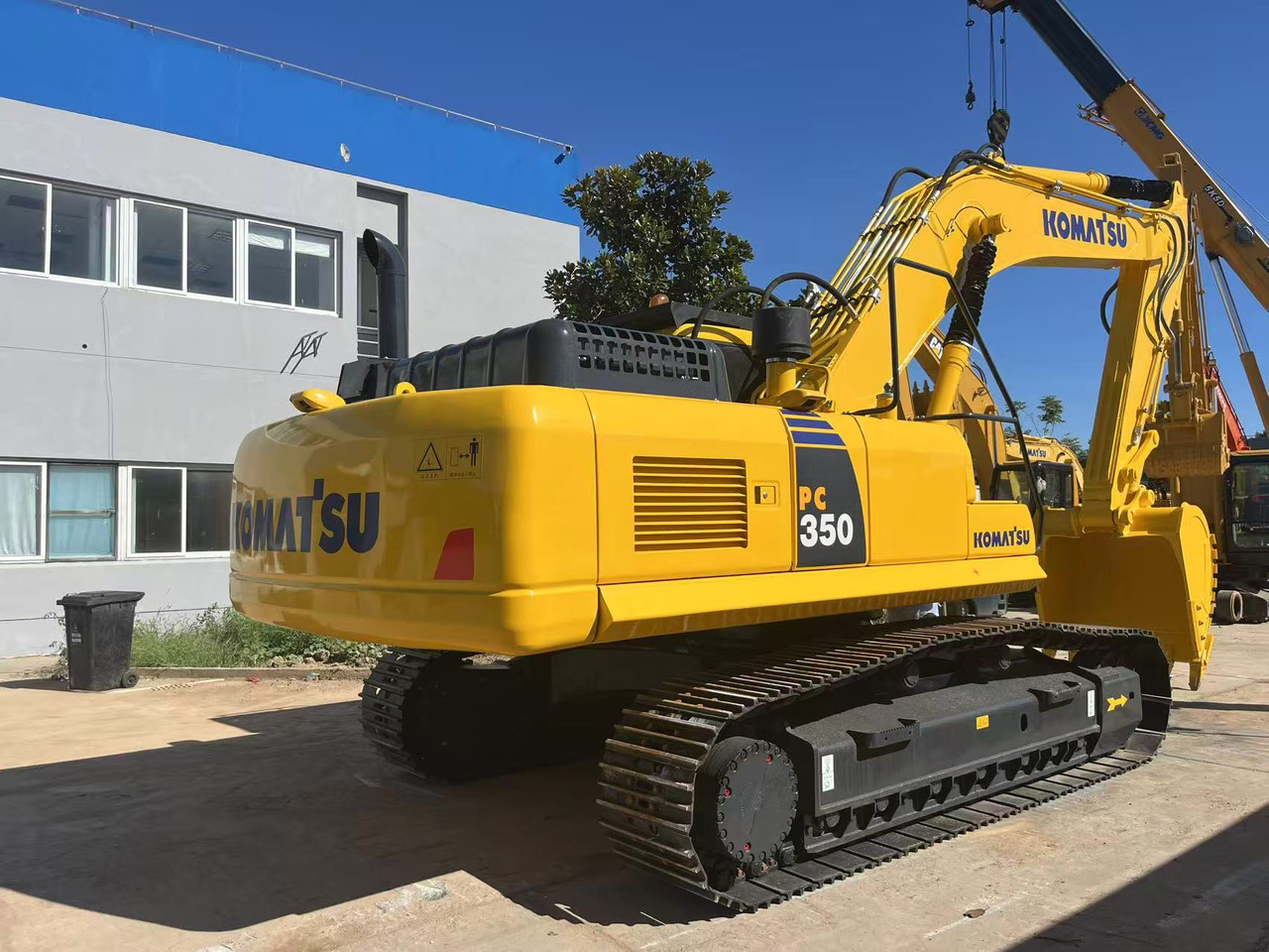 Komatsu PC350 Secondhand Big Excavator 35 ton Capacity - 履带式挖掘机:图2 Komatsu PC350 Secondhand Big Excavator 35 ton Capacity - 履带式挖掘机:图2