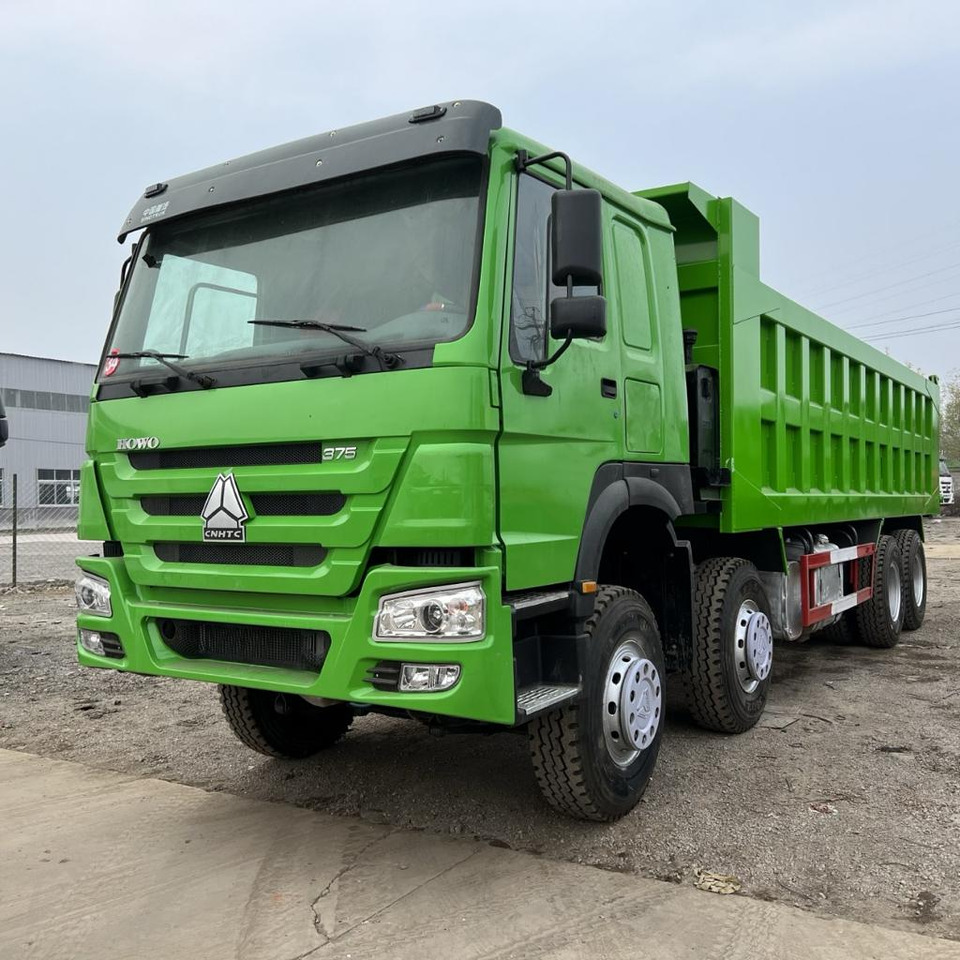 SINOTRUK HOWO 8x4 Dump Truck for Sale 294 kW (400 HP) Weichai Engine, 26 CBM Cargo Box & 40 T Payload - 翻斗车:图1 SINOTRUK HOWO 8x4 Dump Truck for Sale 294 kW (400 HP) Weichai Engine, 26 CBM Cargo Box & 40 T Payload - 翻斗车:图1