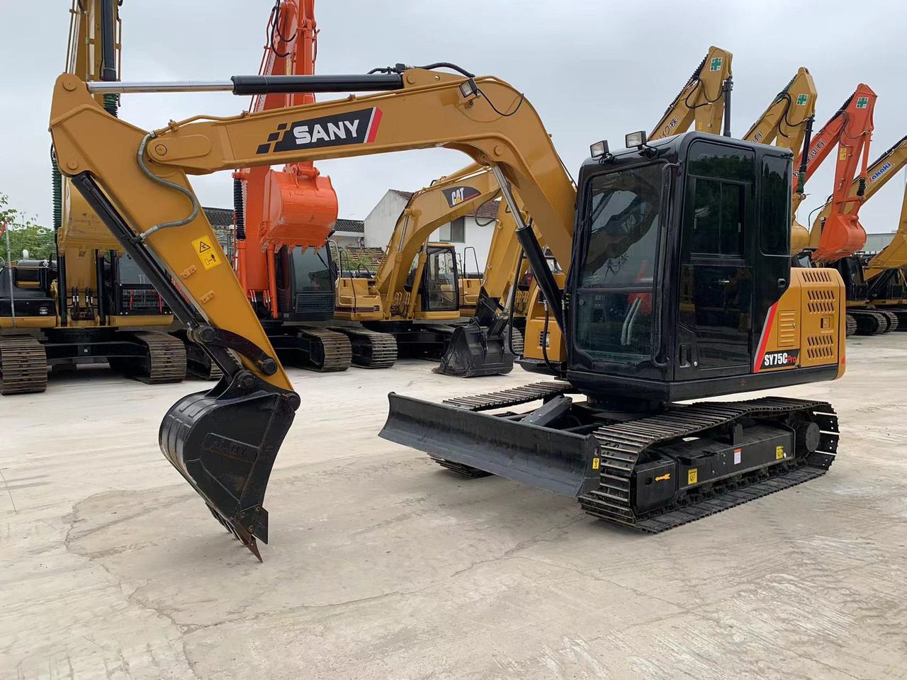 Sany Excavator SY75, SY60, SY55 Good Price Small Digger - 履带式挖掘机:图5 Sany Excavator SY75, SY60, SY55 Good Price Small Digger - 履带式挖掘机:图5