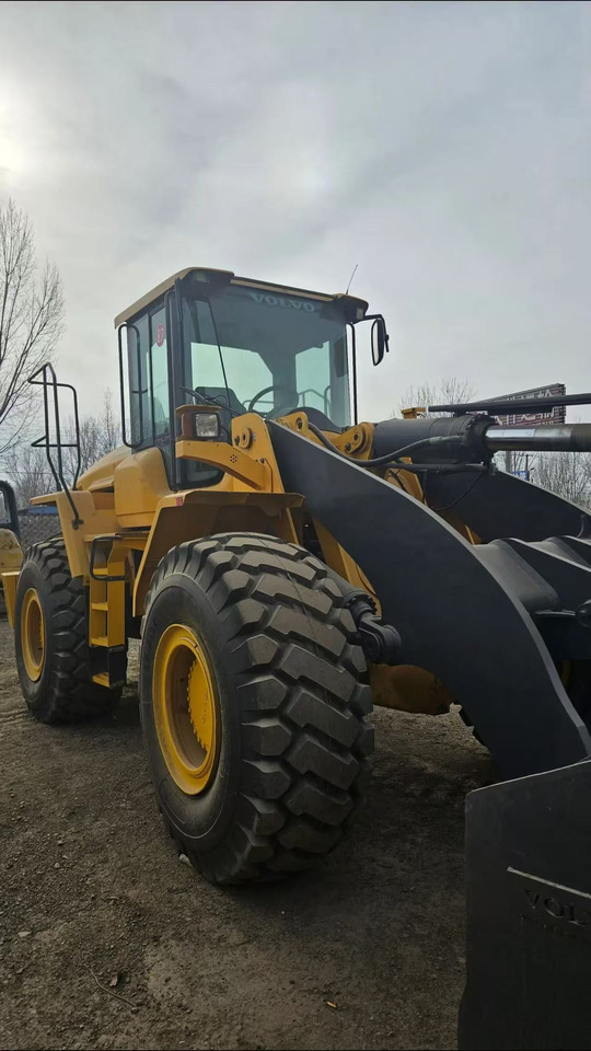 Volvo Wheel Loader L90, L105, L120, L150, L180 Good Price for Bolivia - 轮式装载机:图4 Volvo Wheel Loader L90, L105, L120, L150, L180 Good Price for Bolivia - 轮式装载机:图4
