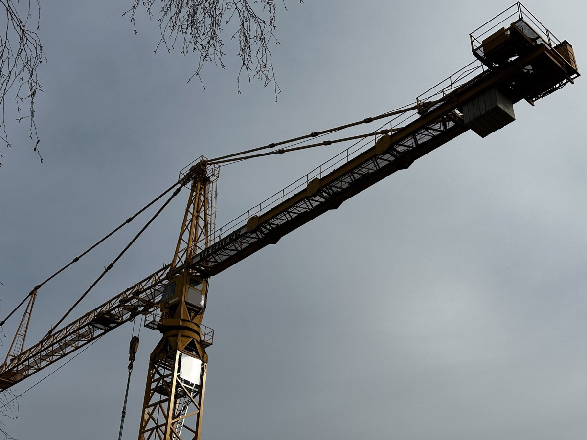 Liebherr LIEBHERR 355 HC-S 20 - 塔式起重机:图2 Liebherr LIEBHERR 355 HC-S 20 - 塔式起重机:图2