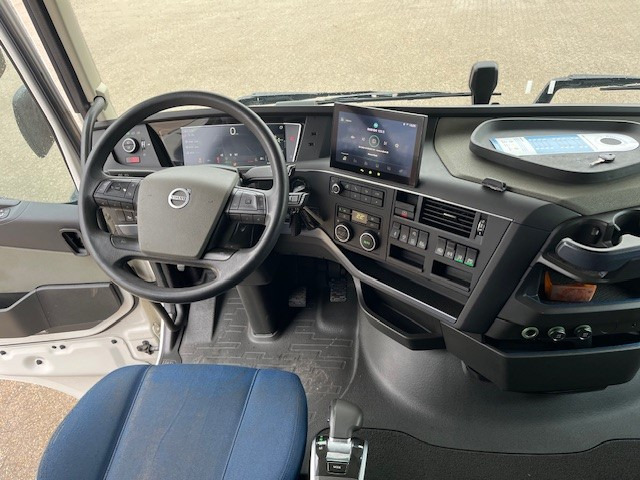 牵引车 Volvo FH500TC 6x2:图7 牵引车 Volvo FH500TC 6x2:图7