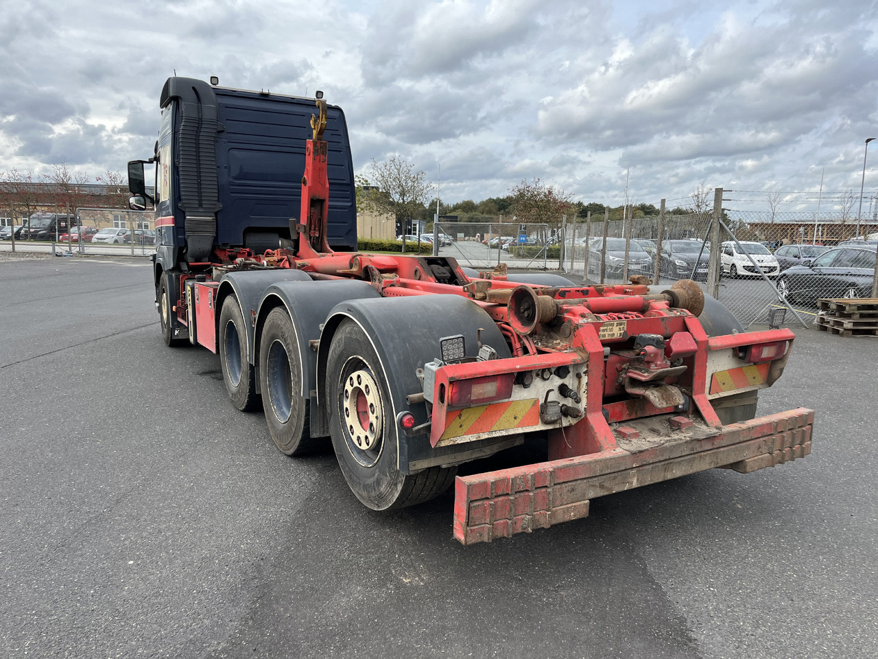 Volvo FM 500 8x4 - 吊钩升降车:图5 Volvo FM 500 8x4 - 吊钩升降车:图5