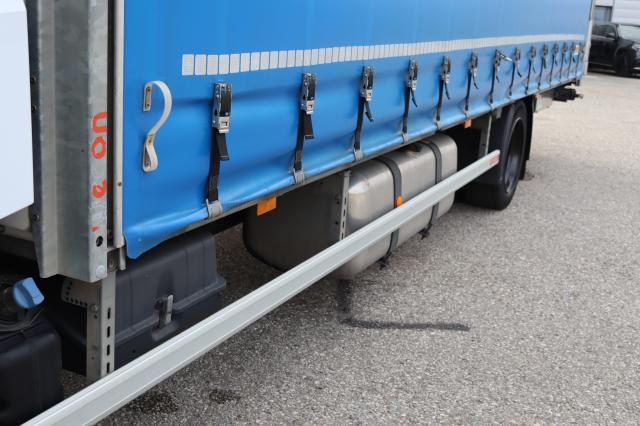 Mercedes-Benz Actros 1833 L nR - 侧帘卡车:图4 Mercedes-Benz Actros 1833 L nR - 侧帘卡车:图4
