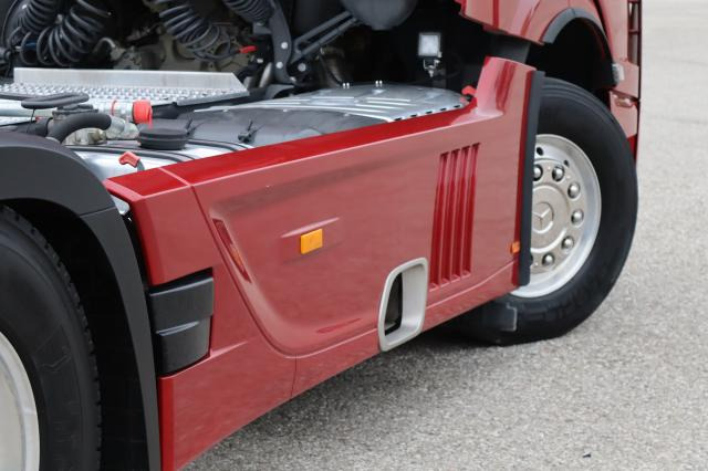 Mercedes-Benz Actros 1851 LS - 牵引车:图5 Mercedes-Benz Actros 1851 LS - 牵引车:图5