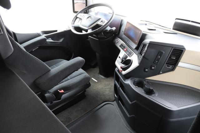 牵引车 Mercedes-Benz Actros 1853 LS:图9 牵引车 Mercedes-Benz Actros 1853 LS:图9