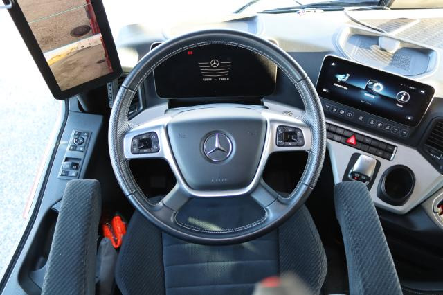牵引车 Mercedes-Benz Actros 1853：图8