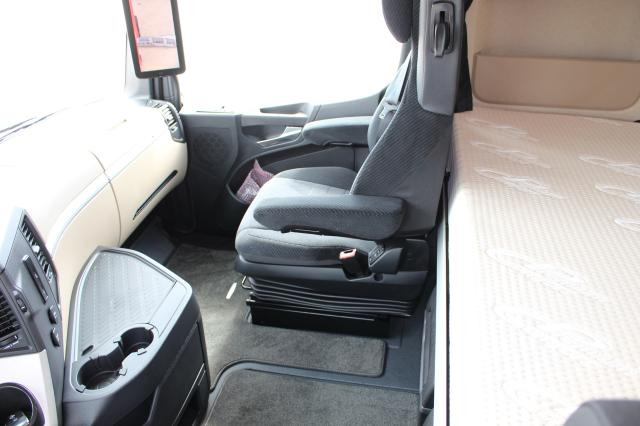 牵引车 Mercedes-Benz Actros 1863LS NEUZUSTAND：图10
