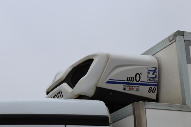 Mercedes-Benz Antos 1832 L - 冷藏车:图5 Mercedes-Benz Antos 1832 L - 冷藏车:图5