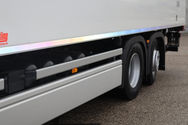 Mercedes-Benz eActros 300 L - 冷藏车:图3 Mercedes-Benz eActros 300 L - 冷藏车:图3