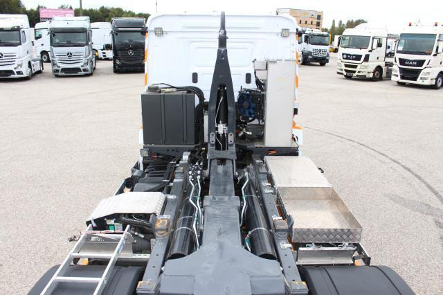 吊钩升降车 Mercedes-Benz eActros 300 L:图6 吊钩升降车 Mercedes-Benz eActros 300 L:图6