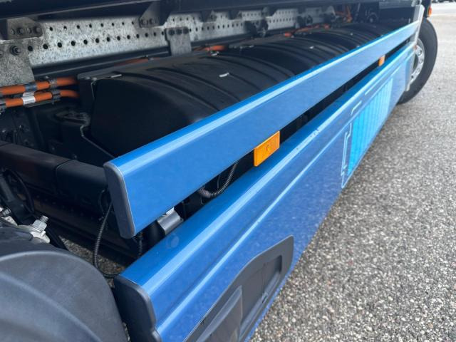 Mercedes-Benz eActros 400 L - 厢式卡车:图4 Mercedes-Benz eActros 400 L - 厢式卡车:图4