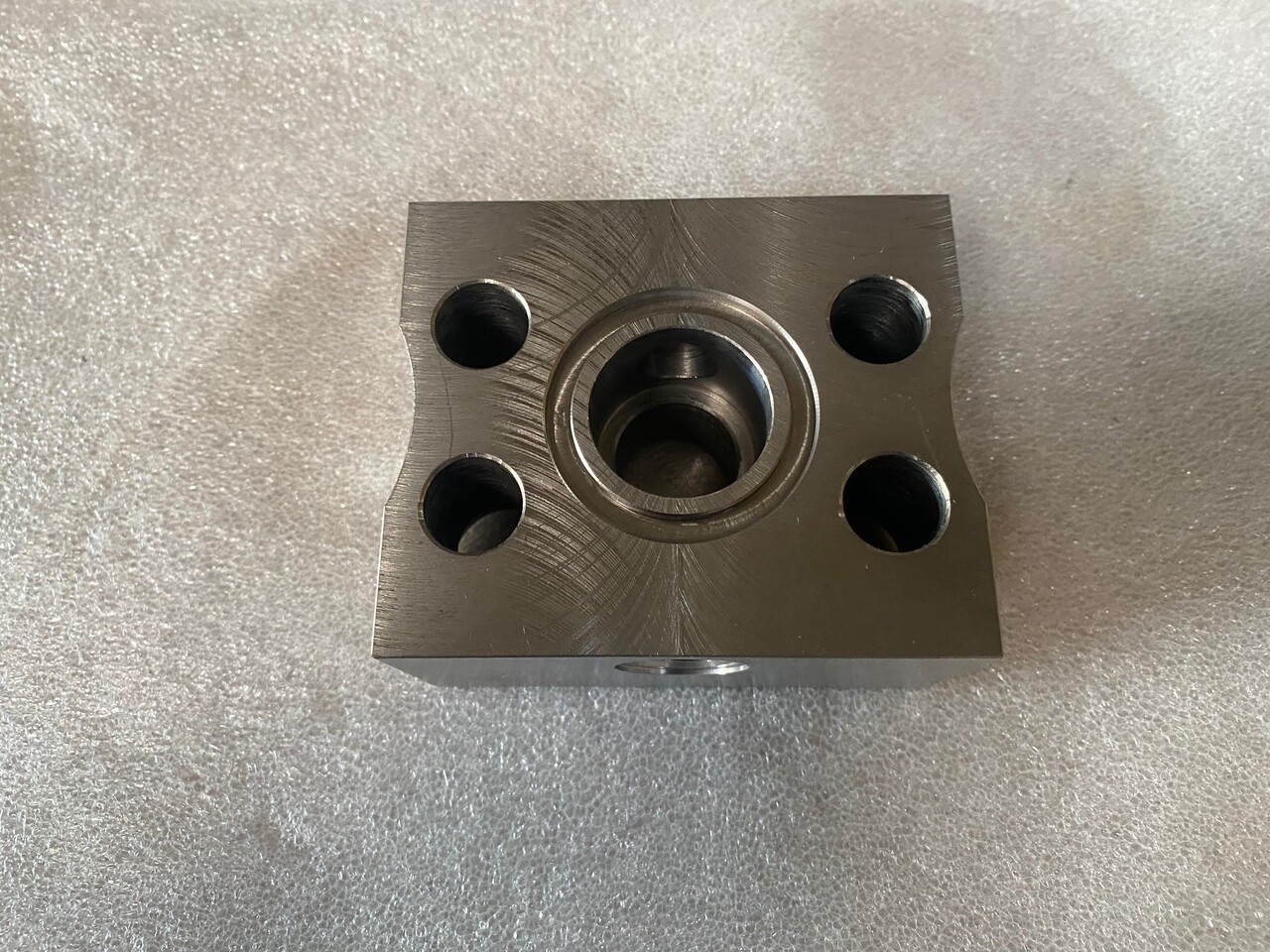 O&K Terex RH90 Flange 1754496 4018570 509-4542 - 备件:图3 O&K Terex RH90 Flange 1754496 4018570 509-4542 - 备件:图3