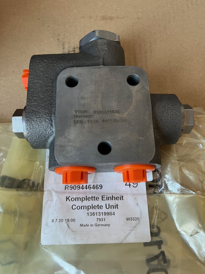 REXROTH R909446469 Flushing & Boost valve - 备件 适用于 挖掘机:图2 REXROTH R909446469 Flushing & Boost valve - 备件 适用于 挖掘机:图2