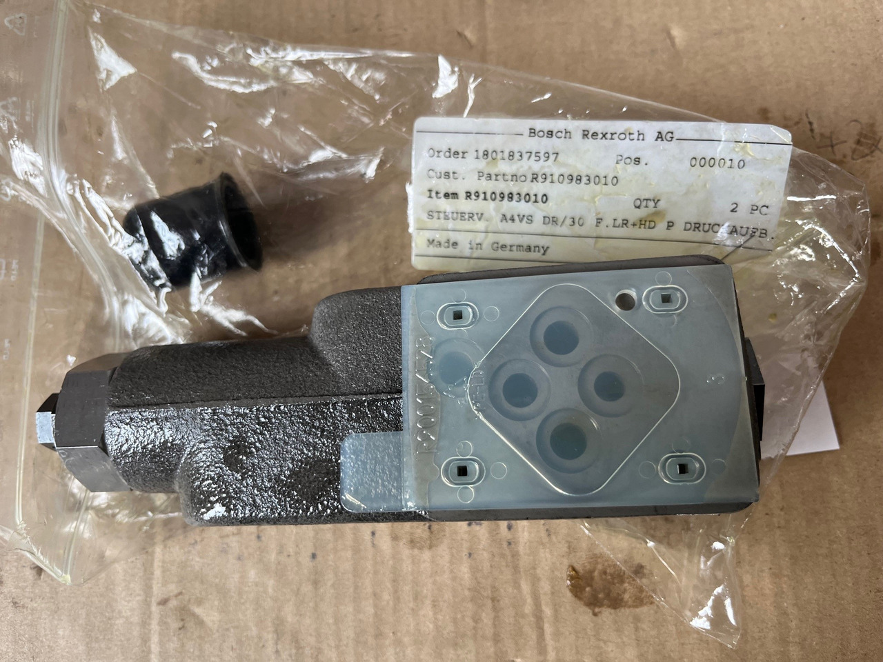 REXROTH Steuerventil A4VS DR/30 R910983010 - 备件 适用于 建筑机械:图1 REXROTH Steuerventil A4VS DR/30 R910983010 - 备件 适用于 建筑机械:图1