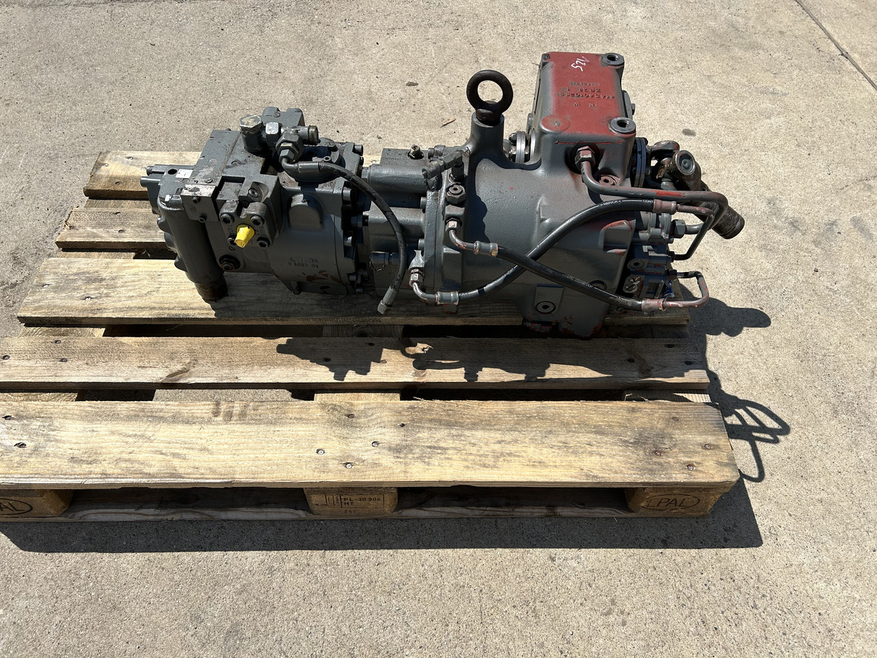 ZF 2HL 100, LIEBHERR 904B - 变速箱 适用于 挖掘机:图3 ZF 2HL 100, LIEBHERR 904B - 变速箱 适用于 挖掘机:图3