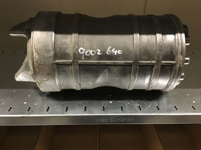 Liebherr Airco Compressor - 空调压缩机:图2 Liebherr Airco Compressor - 空调压缩机:图2