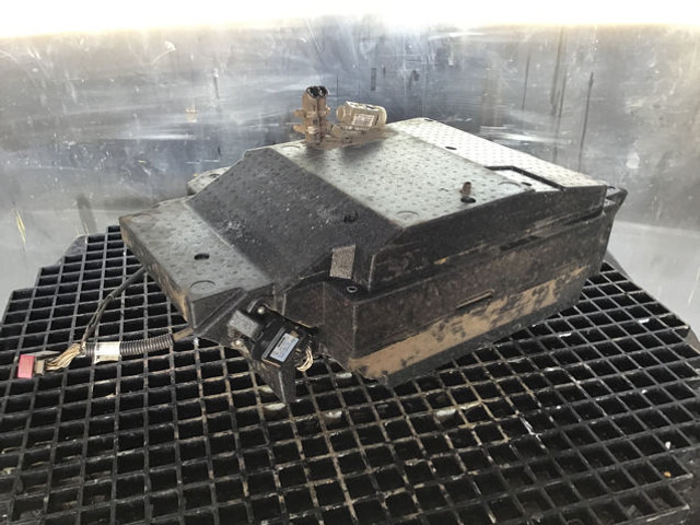 Liebherr Airco Unit - 空调压缩机:图1 Liebherr Airco Unit - 空调压缩机:图1