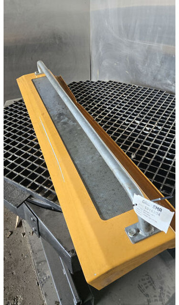 Liebherr Bonnet Left - 引擎罩:图1 Liebherr Bonnet Left - 引擎罩:图1