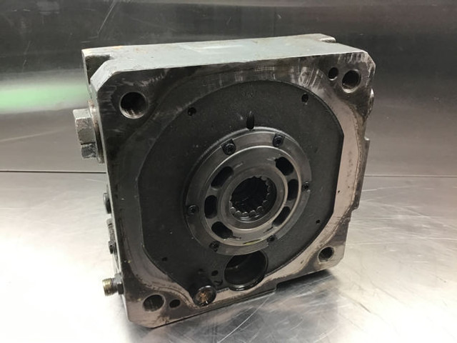 Liebherr Connecting Plate - 冷却剂泵:图3 Liebherr Connecting Plate - 冷却剂泵:图3