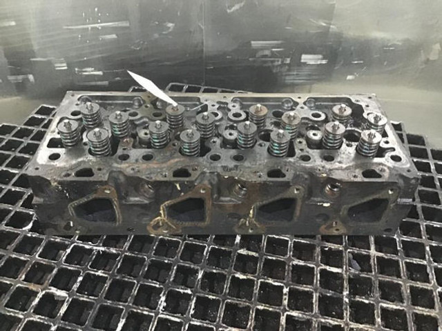 汽缸体 Liebherr Cylinderhead:图11 汽缸体 Liebherr Cylinderhead:图11