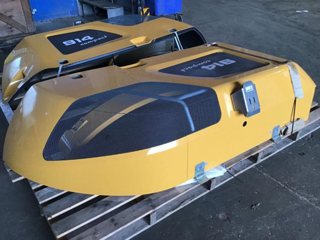 Liebherr Engine Bonnet - 引擎罩:图3 Liebherr Engine Bonnet - 引擎罩:图3