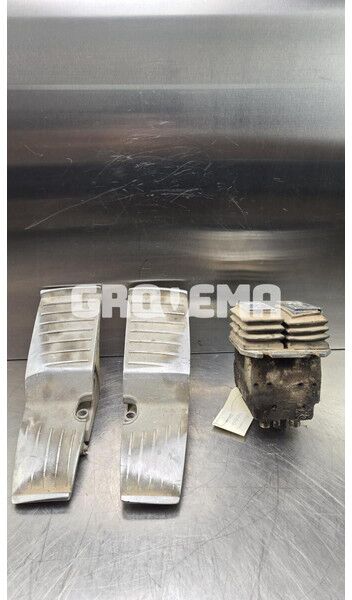 Liebherr Pilot Control Unit - ECU:图1 Liebherr Pilot Control Unit - ECU:图1