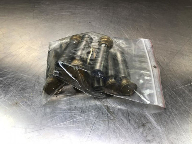 Liebherr Piston Set - 发动机及其零件:图1 Liebherr Piston Set - 发动机及其零件:图1