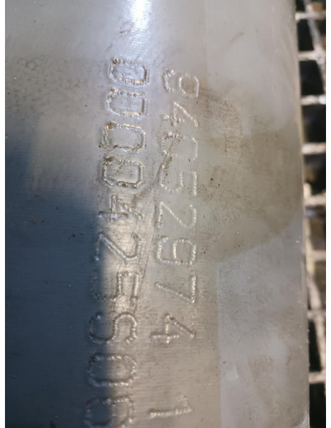 Liebherr R922 LC / R922 NLC / R922 SLC / R922 XLC - 液压缸:图2 Liebherr R922 LC / R922 NLC / R922 SLC / R922 XLC - 液压缸:图2