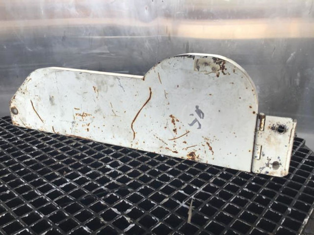 引擎罩 Liebherr R924 COMPACT:图6 引擎罩 Liebherr R924 COMPACT:图6