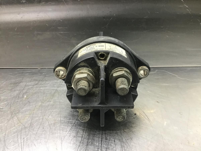 Liebherr R926 COMP / A918 / A918 COMPACT / A920 / R920 / R920 LC / R926 CL / R918 - 电气系统:图3 Liebherr R926 COMP / A918 / A918 COMPACT / A920 / R920 / R920 LC / R926 CL / R918 - 电气系统:图3