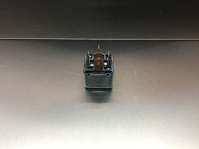 Liebherr Relay - 继电器:图2 Liebherr Relay - 继电器:图2