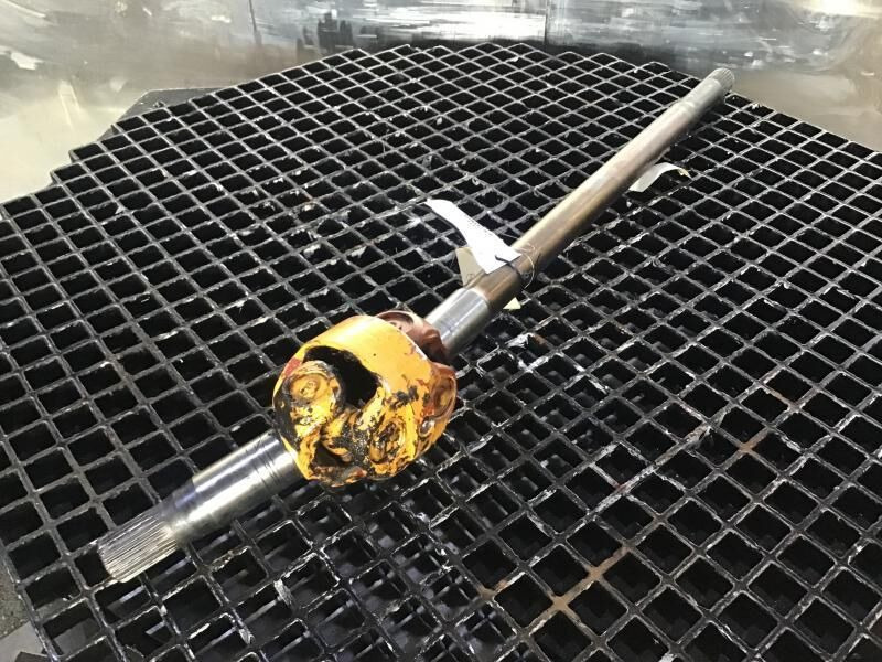 ZF Drive Shaft - 转向节:图1 ZF Drive Shaft - 转向节:图1