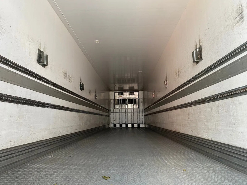 Chereau Frigo / 7 cm walls / BPW Disc / Carrier Vector 租赁 Chereau Frigo / 7 cm walls / BPW Disc / Carrier Vector：图7