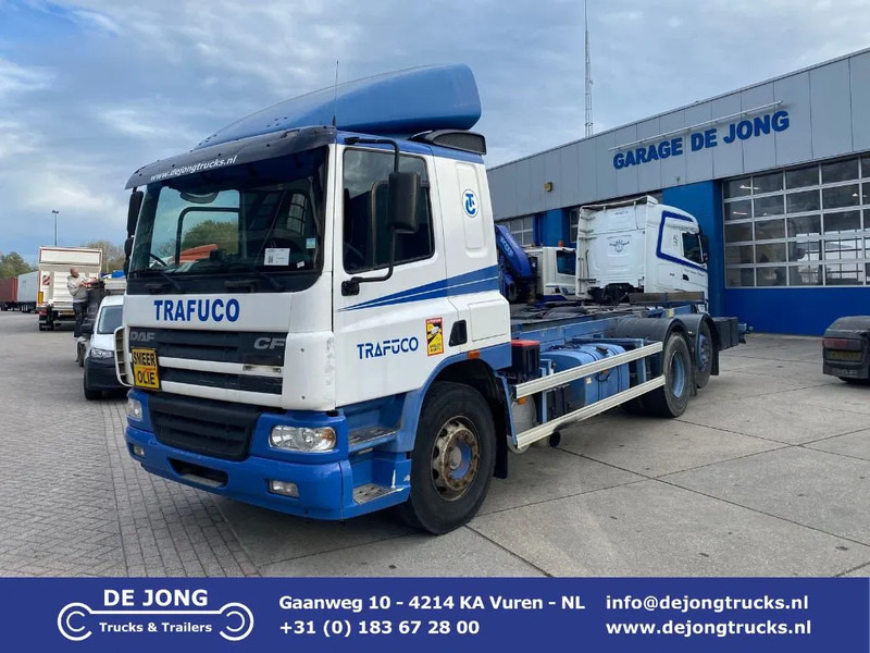 DAF CF 75.310 / Manual / Euro 3 - 驾驶室底盘卡车:图1 DAF CF 75.310 / Manual / Euro 3 - 驾驶室底盘卡车:图1