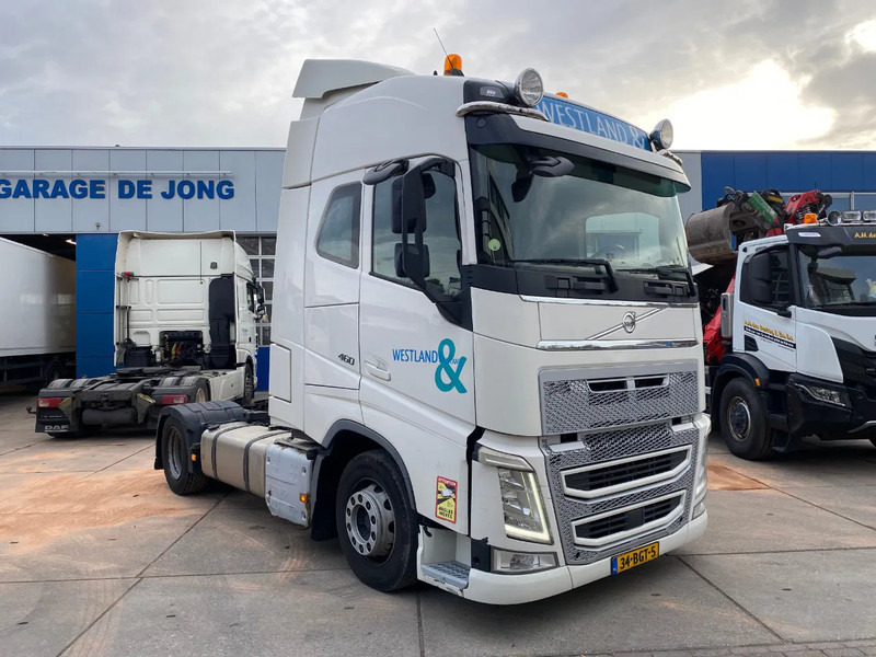 Volvo FH 13.460 Globetrotter / Mega / Retarder / 2x Tank / Full Air - 牵引车:图3 Volvo FH 13.460 Globetrotter / Mega / Retarder / 2x Tank / Full Air - 牵引车:图3
