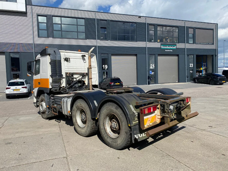 Volvo FM 440 6x4 / Hooklift and Tractor / Hub Reduction - 牵引车:图4 Volvo FM 440 6x4 / Hooklift and Tractor / Hub Reduction - 牵引车:图4