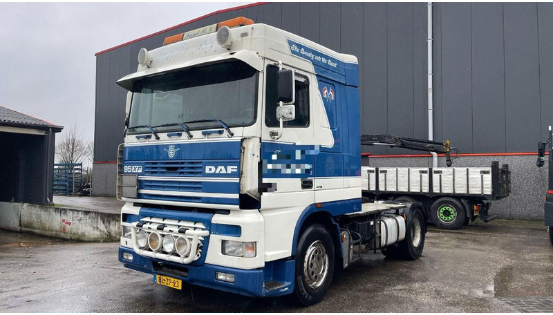 DAF TE47XS Manual HOLLAND TRUCK - 牵引车:图1 DAF TE47XS Manual HOLLAND TRUCK - 牵引车:图1