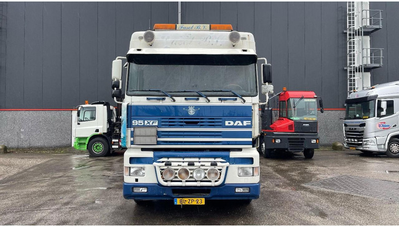 DAF TE47XS Manual HOLLAND TRUCK - 牵引车:图3 DAF TE47XS Manual HOLLAND TRUCK - 牵引车:图3